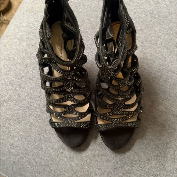 Women's Vince Camuto Fantin Shoe Black Strappy Sandal Heels SZ 6.5 - Picture 3 of 3